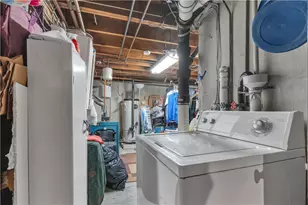 153 Central Ave, Pawtucket, RI 02860 - Photo 34