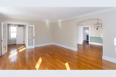 72 Bedlow Avenue, Newport, RI 02840 - Photo 12