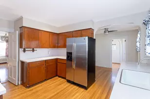 72 Bedlow Ave, Newport, RI 02840 - Photo 6