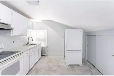 72 Bedlow Avenue, Newport, RI 02840 - Photo 26