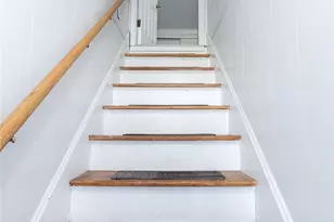 72 Bedlow Ave, Newport, RI 02840 - Photo 22