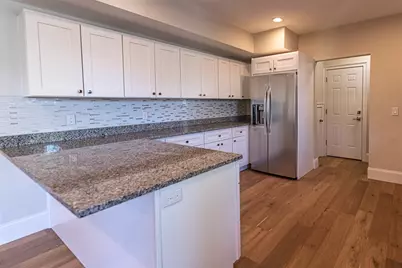 12 University Avenue, Providence, RI 02906 - Photo 8