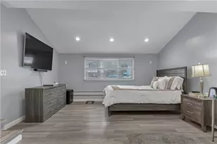 30 S Bennett Dr, Johnston, RI 02919 - Photo 16