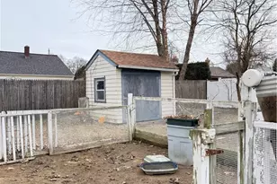 87 Lincoln Park Ave, Cranston, RI 02920 - Photo 14