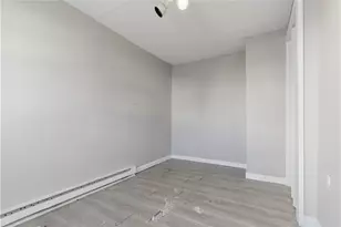 35 Gray St, Providence, RI 02909 - Photo 18