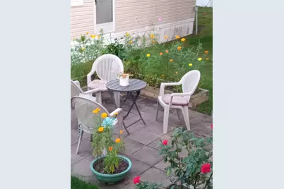 662 Forest Park Parkway, Middletown, RI 02842 - Photo 12