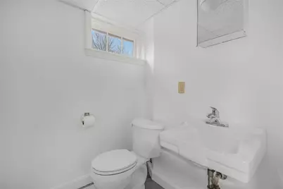 30 Toppa Boulevard, Newport, RI 02840 - Photo 36