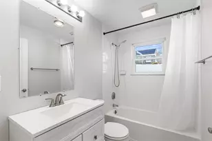 26 Country Hill Rd, Cumberland, RI 02864 - Photo 18