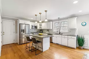 322 Washington Rd, Barrington, RI 02806 - Photo 12