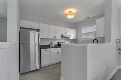 90 Mill Street #202, Woonsocket, RI 02895 - Photo 2