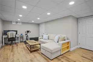 1 Magnum Ct, Smithfield, RI 02917 - Photo 30