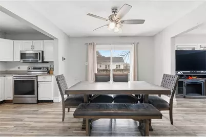 62 Browne Street, Cranston, RI 02920 - Photo 12