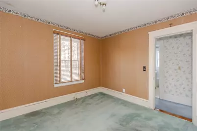 41 Wellesley Street, North Providence, RI 02904 - Photo 28