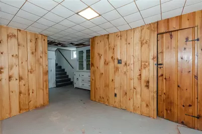 41 Wellesley Street, North Providence, RI 02904 - Photo 36