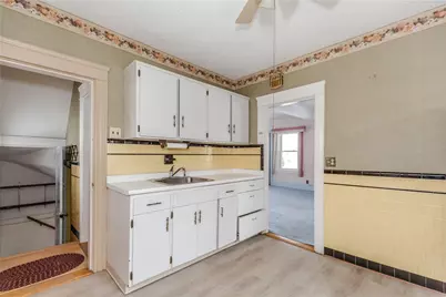 41 Wellesley Street, North Providence, RI 02904 - Photo 14