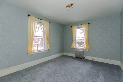 41 Wellesley Street, North Providence, RI 02904 - Photo 18