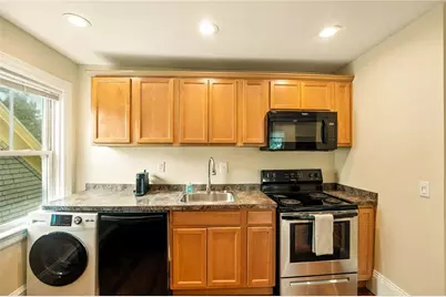 90 University Avenue, Providence, RI 02906 - Photo 34