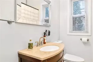 90 University Ave, Providence, RI 02906 - Photo 18