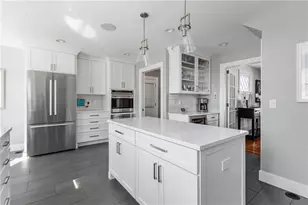 24 Hyland Ave, East Greenwich, RI 02818 - Photo 12