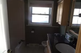 1 Hopkins Ct, Coventry, RI 02816 - Photo 6