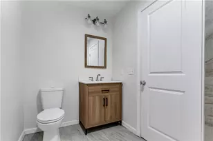 40 Burnside Ave, Woonsocket, RI 02895 - Photo 12