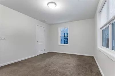 40 Burnside Avenue, Woonsocket, RI 02895 - Photo 16