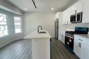 344 Blackstone St, Providence, RI 02907 - Photo 8