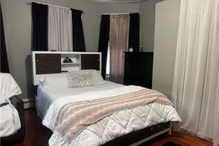 30 Bridgham St, Providence, RI 02907 - Photo 10