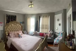 30 Bridgham St, Providence, RI 02907 - Photo 16