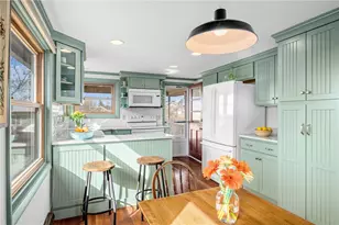 29 Coast Guard Ave, South Kingstown, RI 02879 - Photo 10