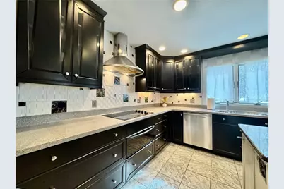 25 Coachman Pike, Ledyard, CT 06339 - Photo 4