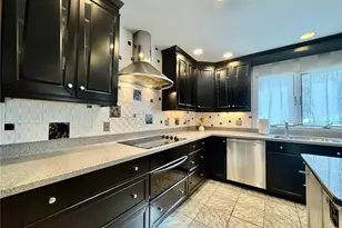 25 Coachman Pike, Ledyard, CT 06339 - Photo 4