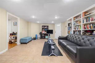 165 Waterman St, Providence, RI 02906 - Photo 26