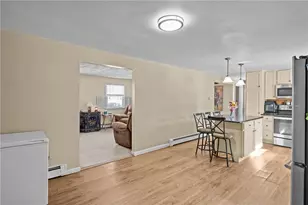 2 Marian Ln, Woonsocket, RI 02895 - Photo 14