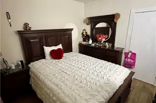 166 Lowell Ave, Providence, RI 02909 - Photo 18