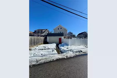 166 Lowell Avenue, Providence, RI 02909 - Photo 4