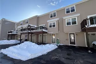 351 New London Ave, Warwick, RI 02886 - Photo 1