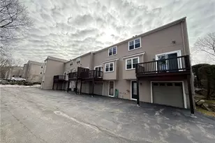 351 New London Ave, Warwick, RI 02886 - Photo 28