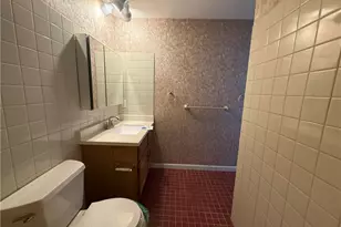 351 New London Ave, Warwick, RI 02886 - Photo 10