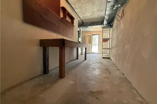 351 New London Ave, Warwick, RI 02886 - Photo 18