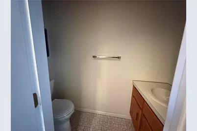 351 New London Avenue #302, Warwick, RI 02886 - Photo 22