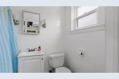 13 Prospect Avenue, Narragansett, RI 02882 - Photo 6