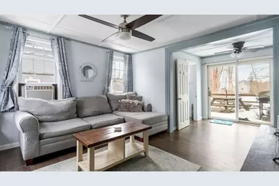 13 Prospect Avenue, Narragansett, RI 02882 - Photo 4