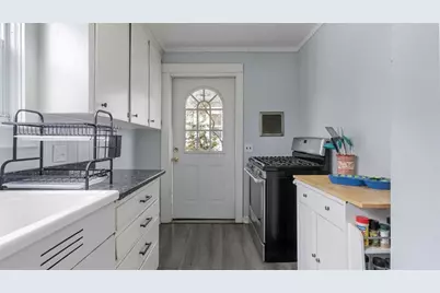 13 Prospect Avenue, Narragansett, RI 02882 - Photo 8