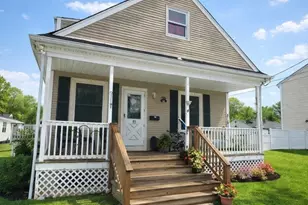 85 Vermont St, Cranston, RI 02920 - Photo 1