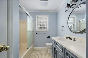 190 Gladstone St, Cranston, RI 02920 - Photo 12