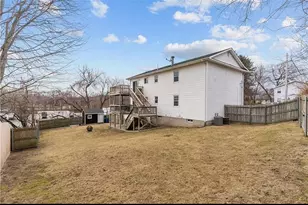 190 Gladstone St, Cranston, RI 02920 - Photo 20