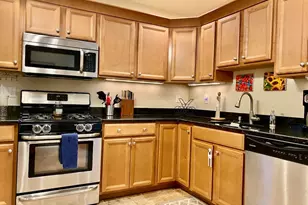 61 Callender Ave, Newport, RI 02840 - Photo 2