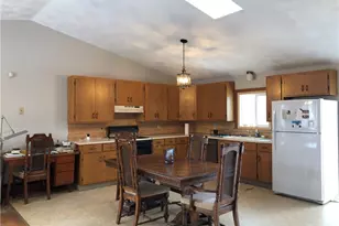 75 Sharon St, Cranston, RI 02910 - Photo 6