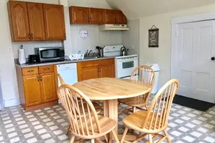 96 Rhode Island Ave, Newport, RI 02840 - Photo 18